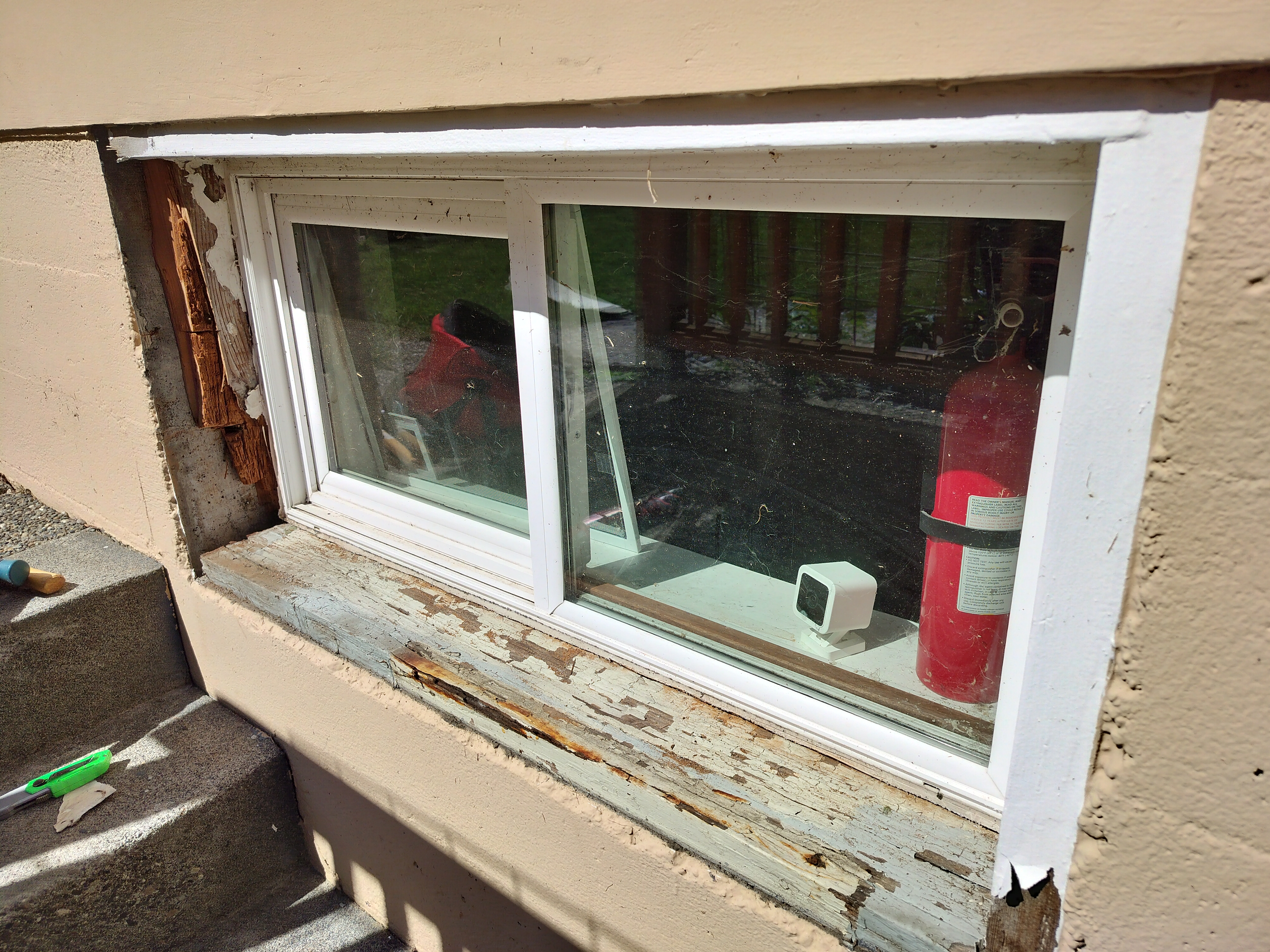 Initial window condition showing deterioration